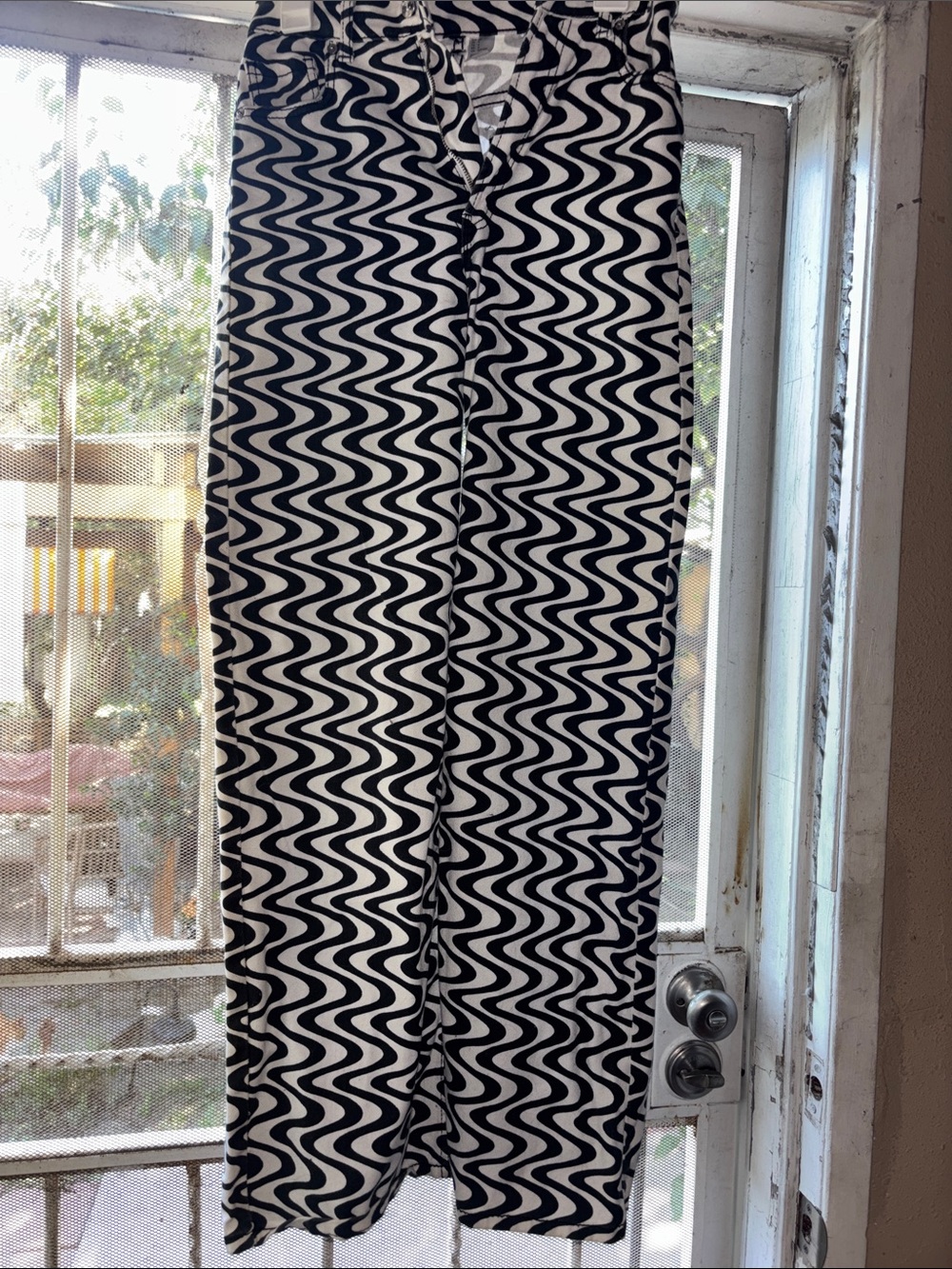 H&M Black & White Wave-Print Women's Chinos